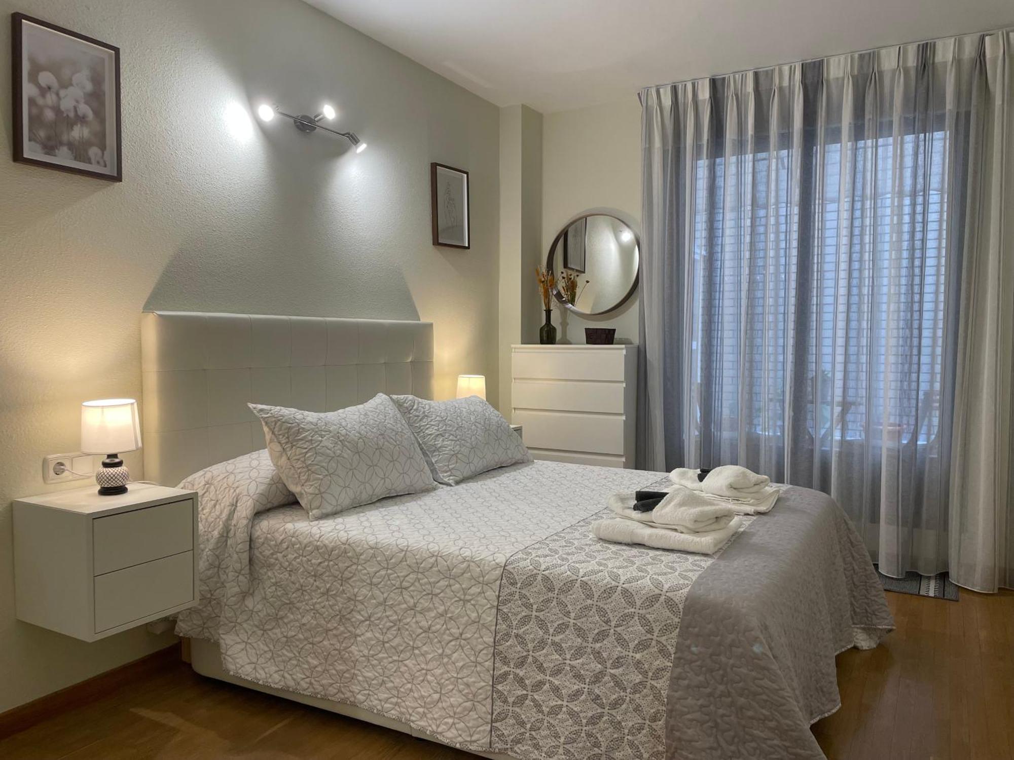 Bierzinn Apartamentos - Brujas Ponferrada Zewnętrze zdjęcie